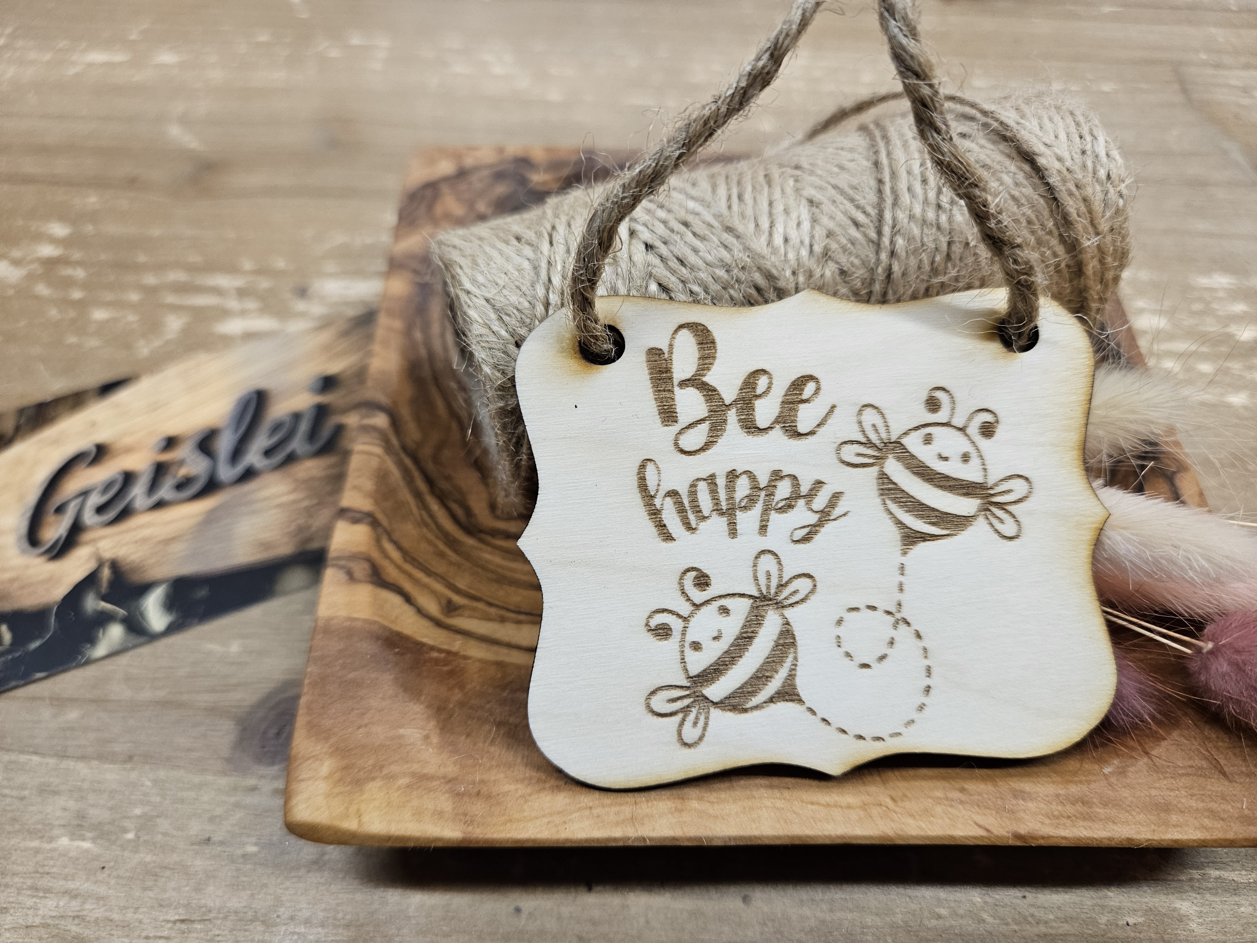 Spruchschildchen - Bee happy