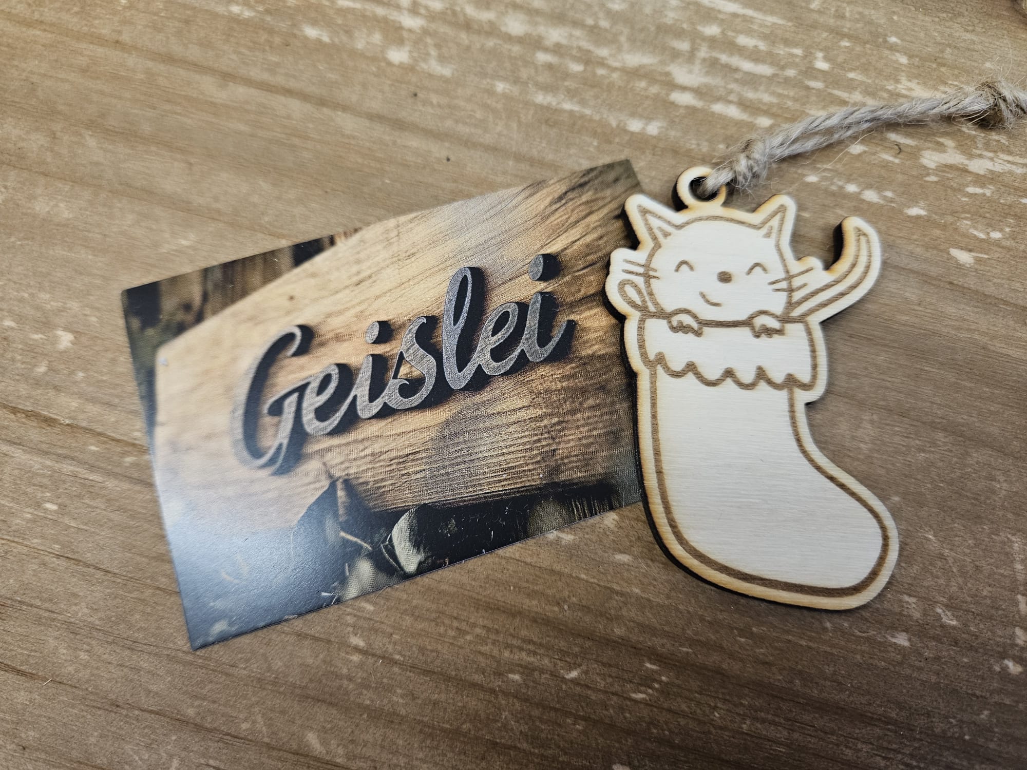 Katze in der Nikolaussocke