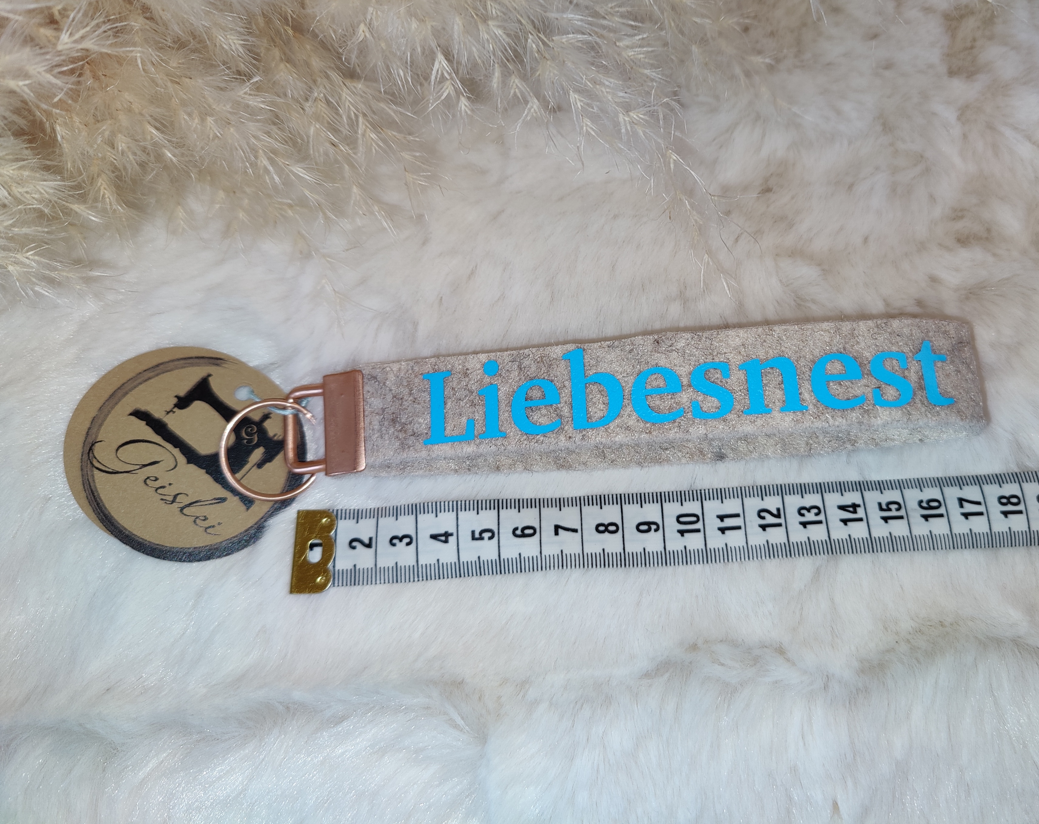 Schlüsselanhänger Liebesnest beige